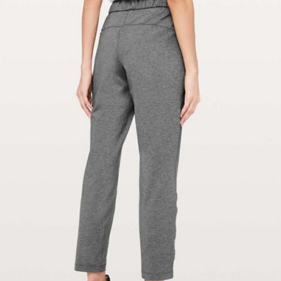 Lululemon On The Fly pants - Picture 5 of 10